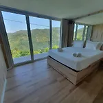 펜션 Casas Do Bau
