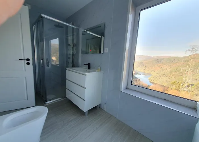 Casas Do Bau * 비에이라도미노